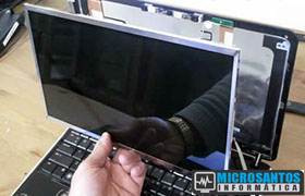 Conserto e troca de tela de notebook em Santos / SP